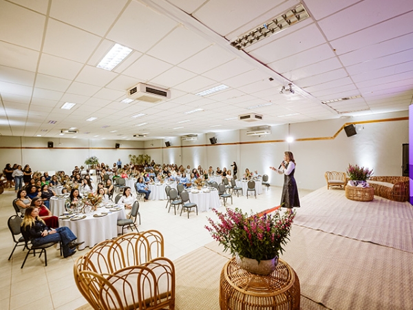 Encontro de Mulheres Cooperfarms destacou estratégias de engajamento e a construção de uma rede colaborativa