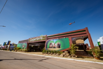 A Cooperfarms confirma presença na Bahia Farm Show 2026